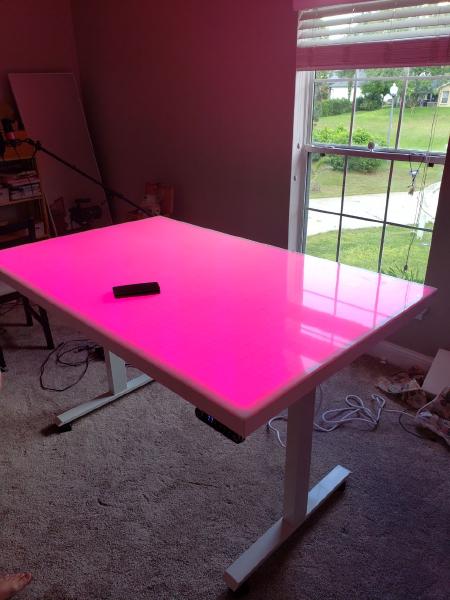 In the end you get a nice pink (or any other color) table. Isn't that nice?